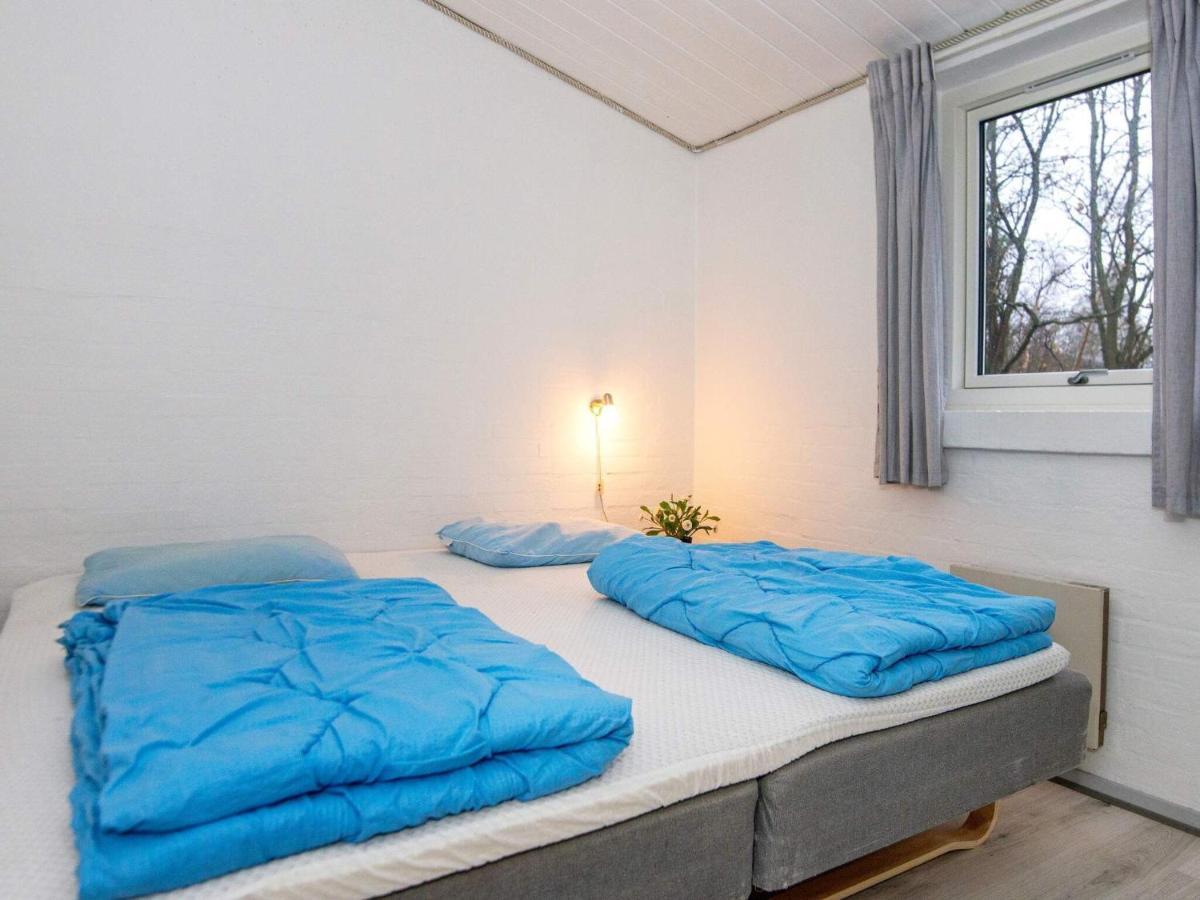 7 Person Holiday Home In Rsted Kare Exteriör bild