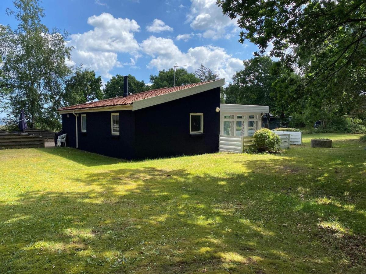 7 Person Holiday Home In Rsted Kare Exteriör bild