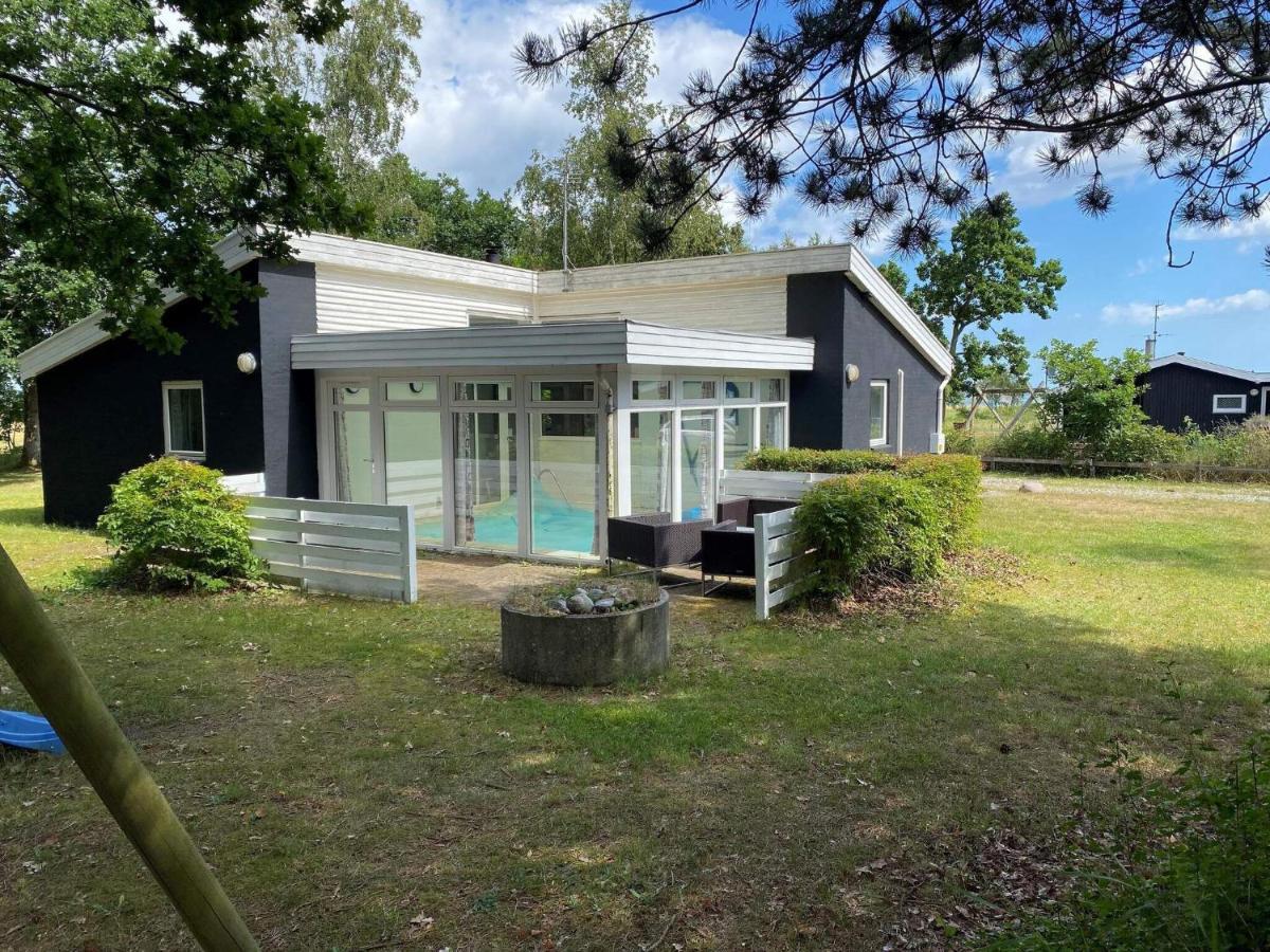 7 Person Holiday Home In Rsted Kare Exteriör bild